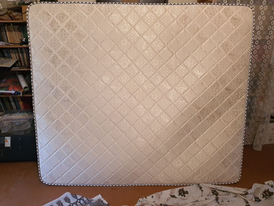 Кравать 2 шт как новый 2 спальный или отдельно