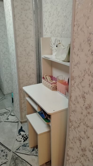 Продается не большой домик на земле в мирабадском районе. Узбум