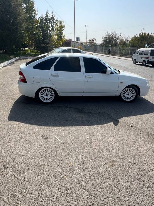 Lada priora  2012 yil prabik 81500