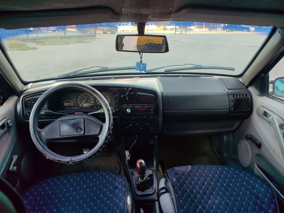 Запчасти на пассат Б4 седан