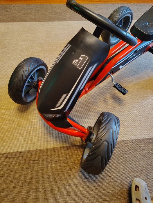 Cart masinuta cu pedale PlayTive german copil
