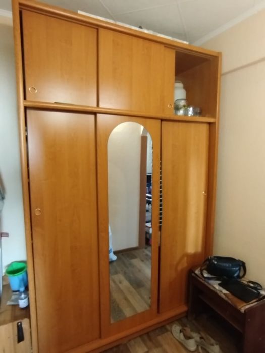 Продам шкаф-купе БУ