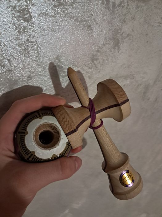 Vand Kendama AUSTIN DONOVAN broken shape