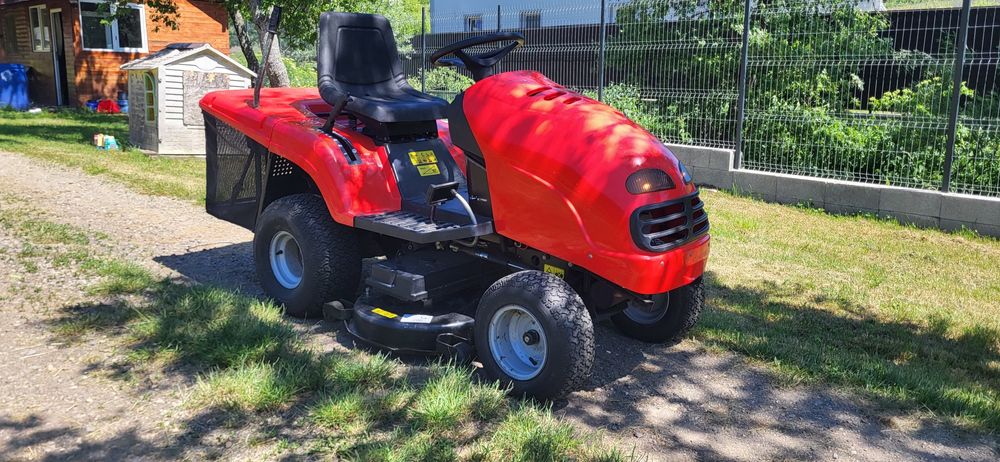 Tractoras de tuns iarba 15.5 cai