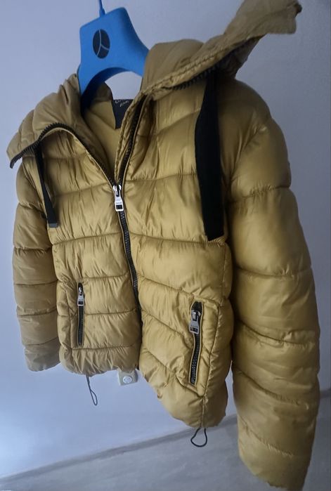 Дамски яке Gaudi