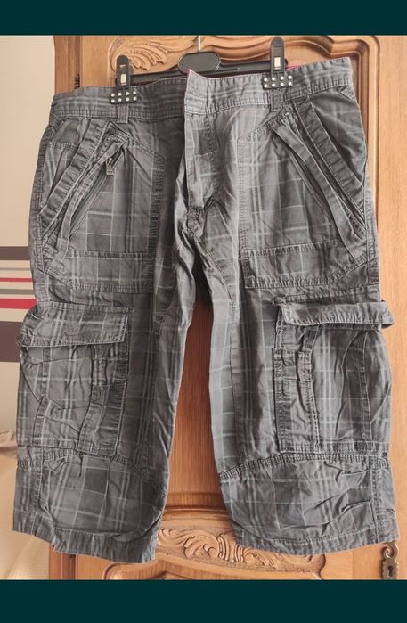 Pantaloni scurți pentru bărbați, modele diferite, mărimi diferite