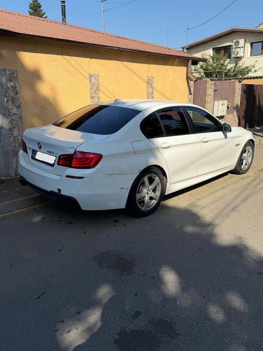 BMW 5 Series 2011 — imagine 4
