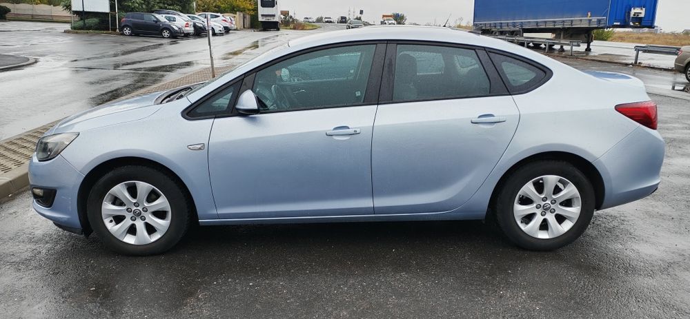 OPEL Astra 2014 — imagine 3