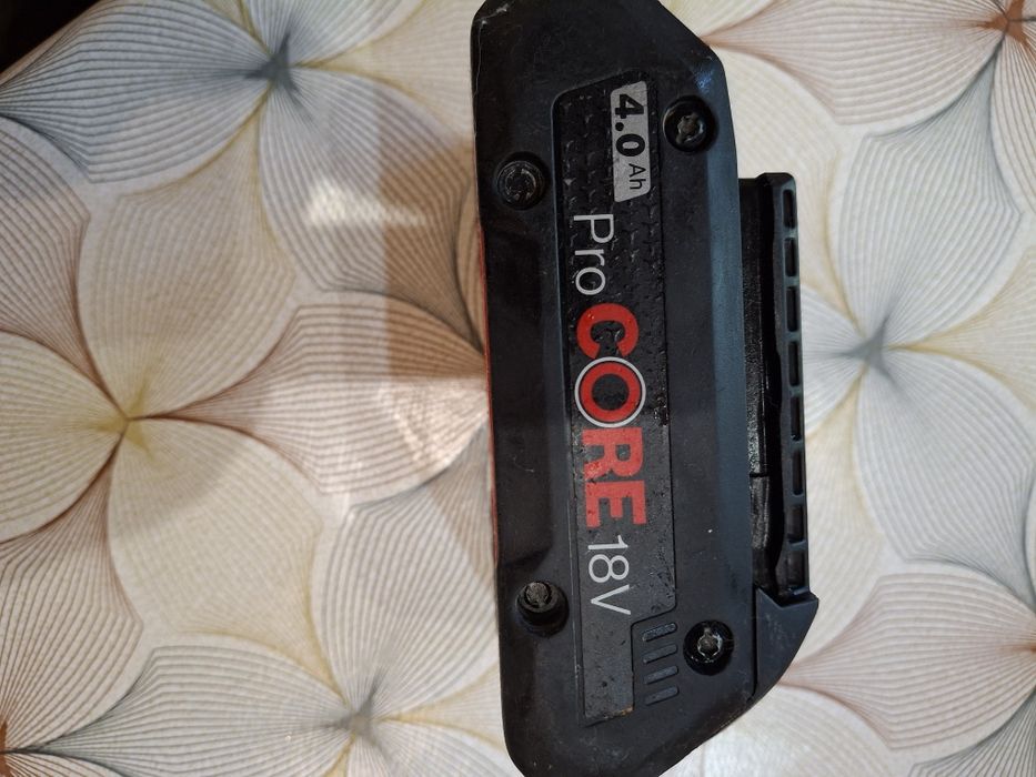 Винтоверт  ударен BOSCH GDR 18V-200C