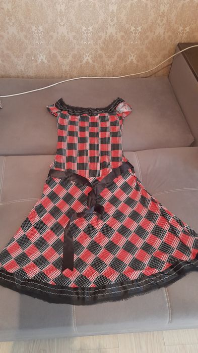 Продам платья летние, разные на выбор.