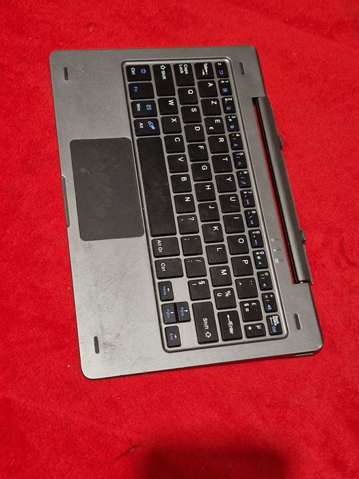 Tastatura pentru laptop  2 in 1