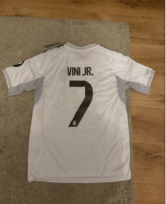 Tricou Vini jr.