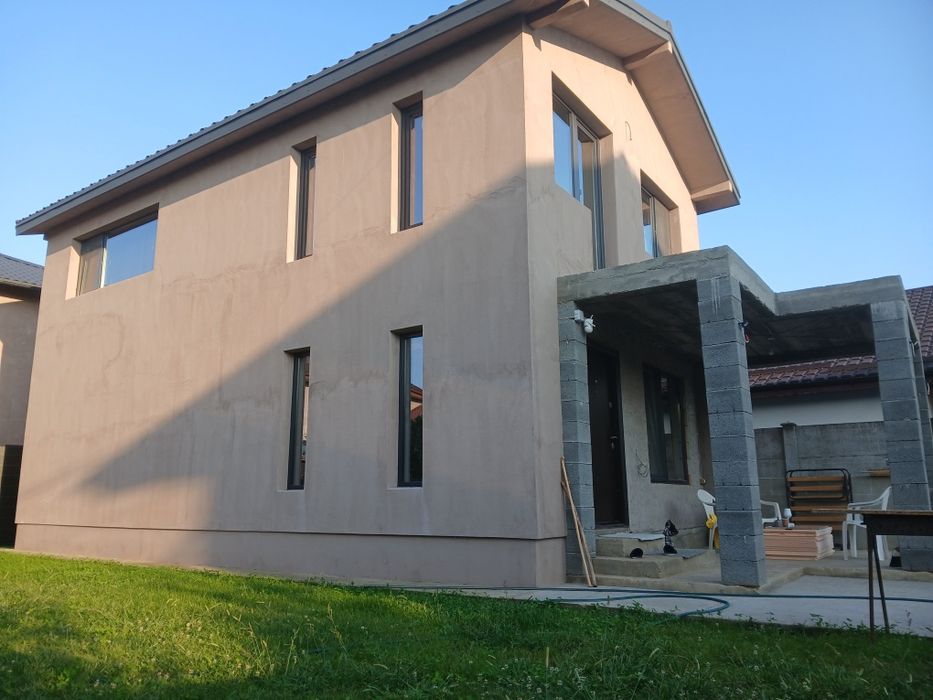 Zugrav gresie faianta  rigips parchet totul  pentru o casa la gata .