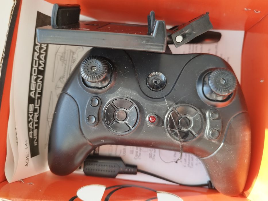 Квадрокоптер с камерой Phantom