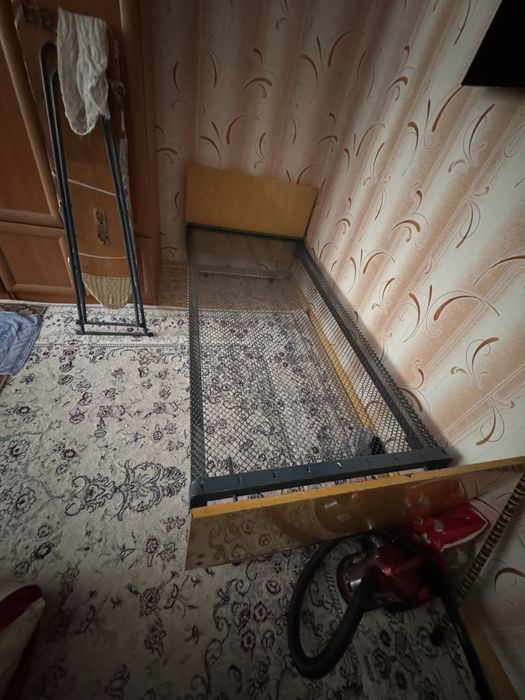 Кровать сетчитая  односпальная