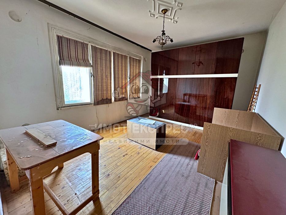 Продава се Многостаен апартамент в Асеновград - 145 кв.м за 725 €/кв.м - Снимка #14