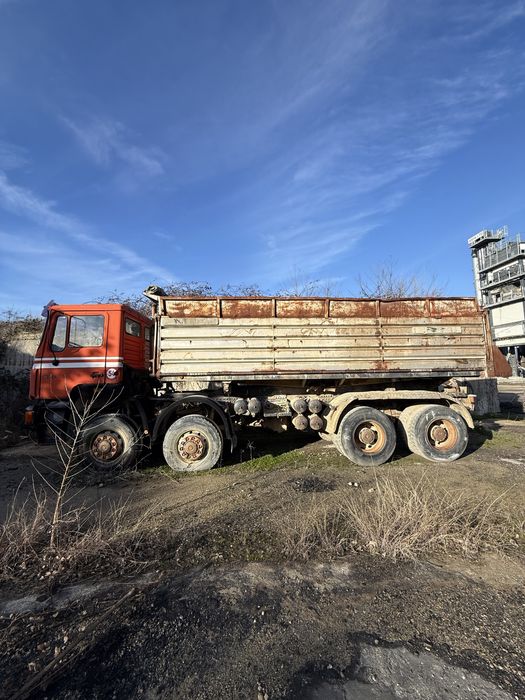 Камион MAN 35-372 самосвал