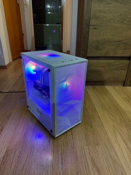 Vând PC gaming perfect