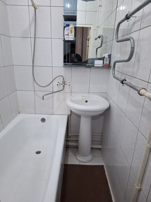 Uy sotiladi 7-MKR 1-etaj