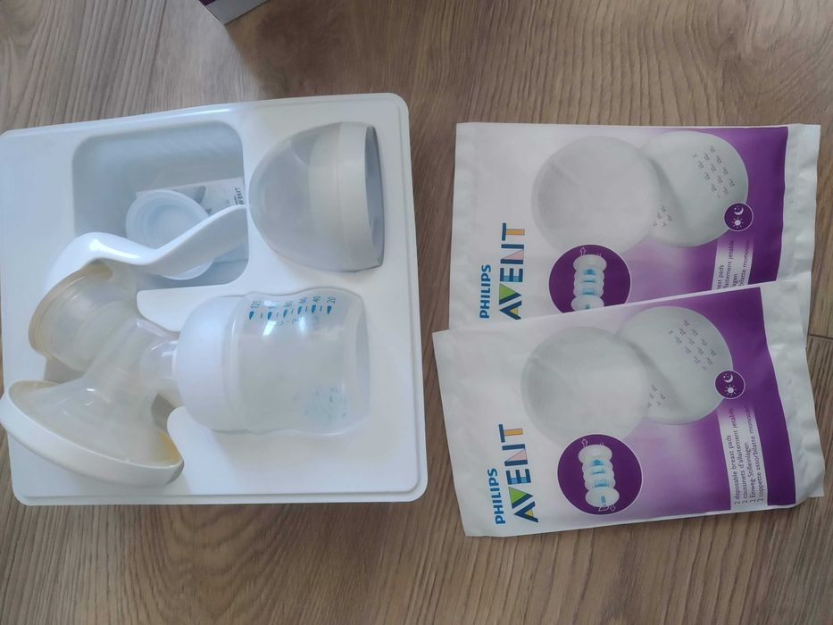 Автоматична помпа за кърма Philips Avent SCF395 + ПОДАРЪК ръчна помпа