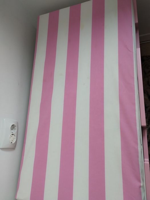 Banca Ikea cu lada de depozitare si perna