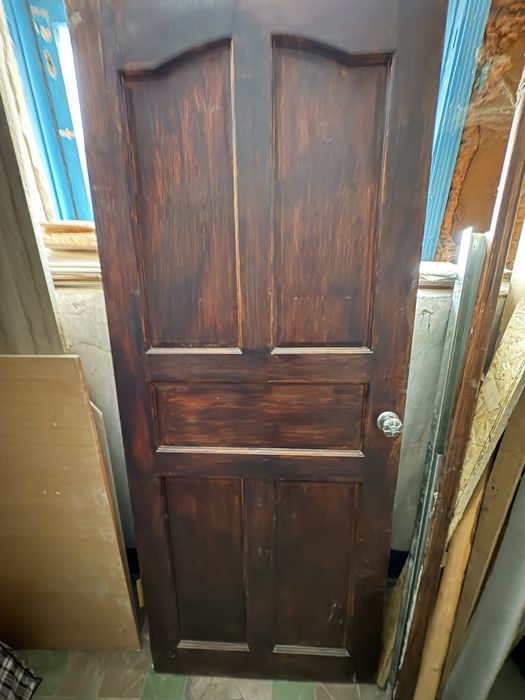 Срочно Дверь деревянная бу