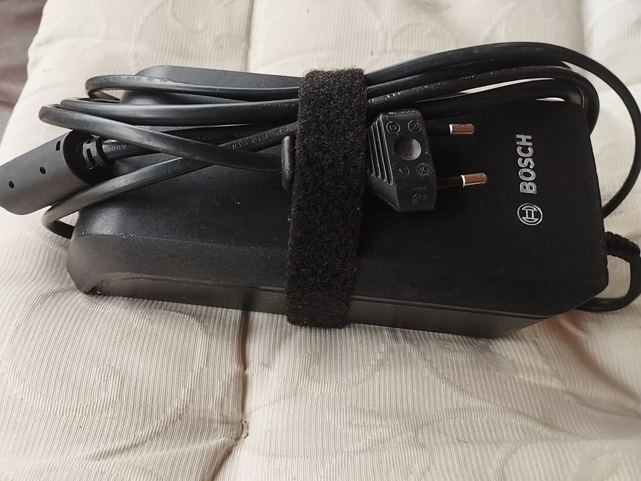 Încărcător bicicletă electrică Bosch cube Scott 4A fast charge haibike