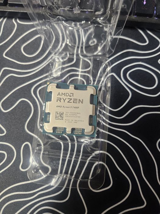 AMD Ryzen 5 7400F