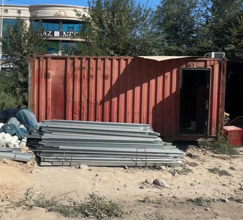 Продам контейнер 20 и 40 тн и брусы 9*9