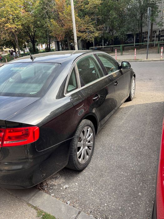 Audi A4 b8 2009 2.0 diesel volan pe dreapta