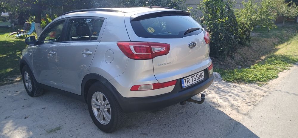 KIA Sportage 2011 — imagine 4