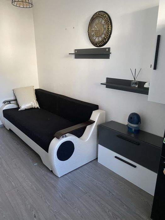 Inchiriez apartament