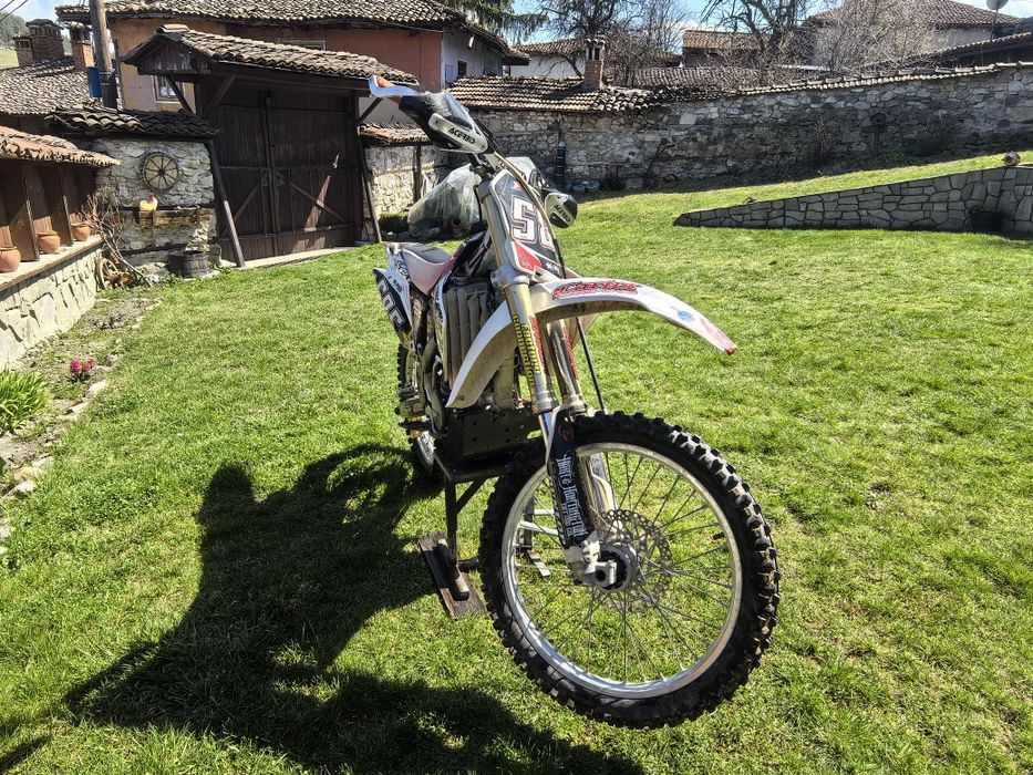 Honda crf 250 2008 година