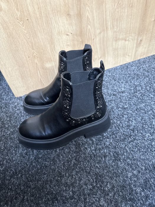 Нови стилни Боти 37номер