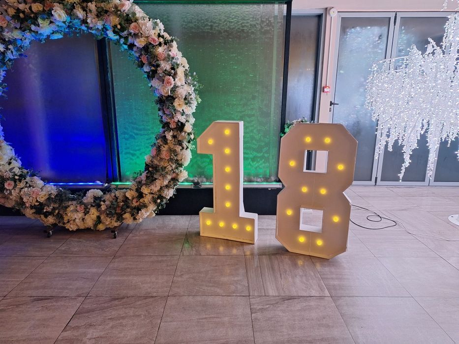 Cifre luminoase pentru majorat - 120 cm