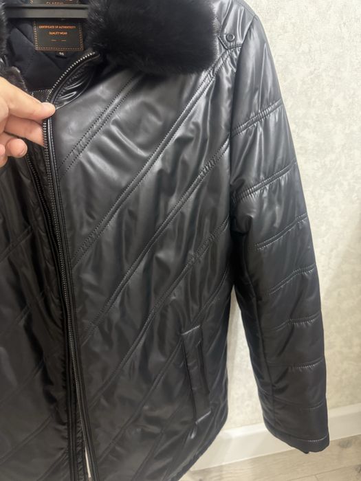 Продам зимнюю куртку