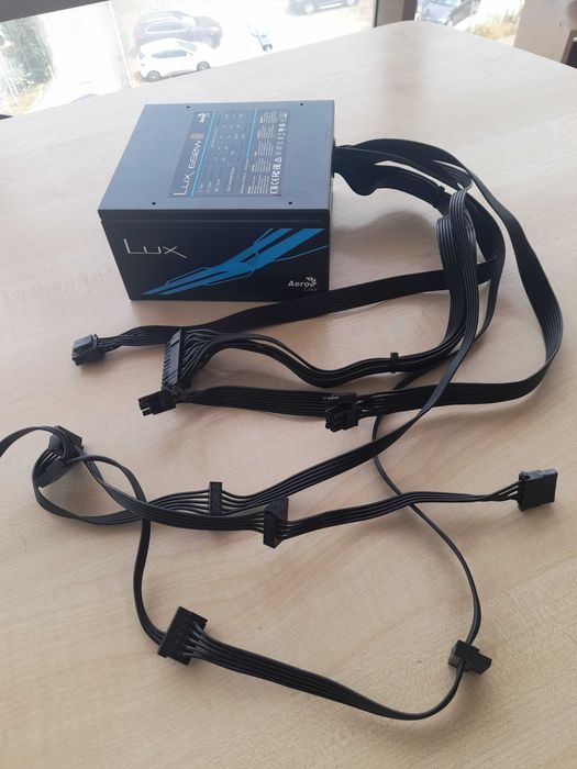 Sursa PC Aerocool LUX 650W - 80 Plus Bronze - ACP-650LXD  100 lei