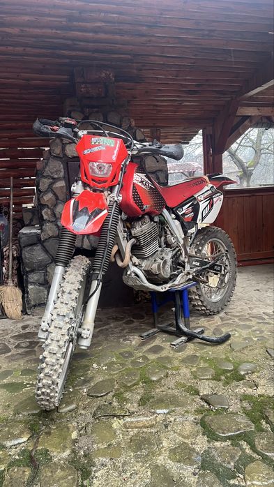 Se vinde Honda XR400 din 2002