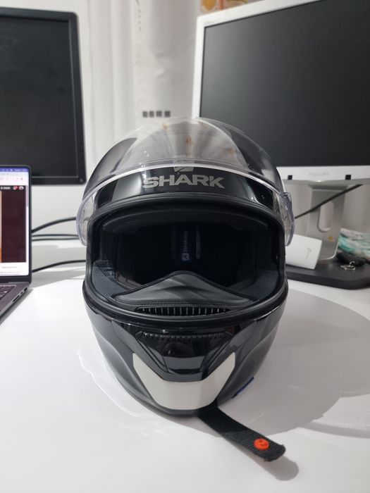 Vând cască Shark Spartan mărimea S