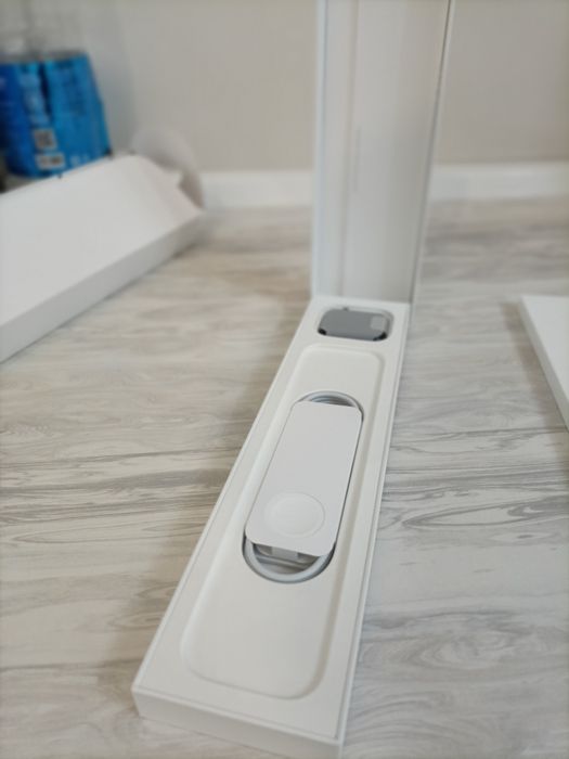 Продам часы WATCH  черный