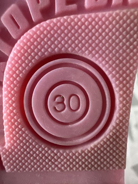 Продам кожаные босоножки