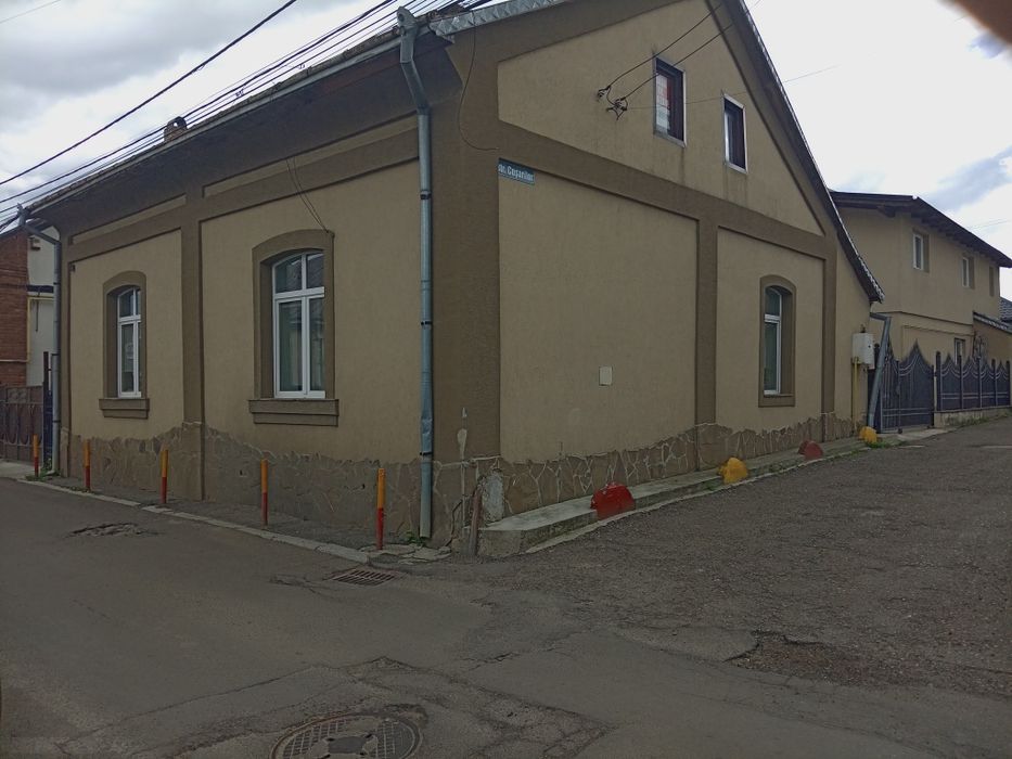 case de vânzare str. libertăți 15 radauti