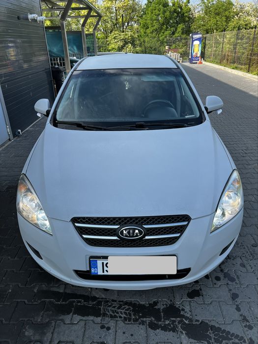Kia Cee’d 2008 1.4 Benzina 109 CP Aspirat natural fara turbo• Consum Decent • Distributie Lanț • Ideală Oraș / Navetă • Ieftină de întreținut