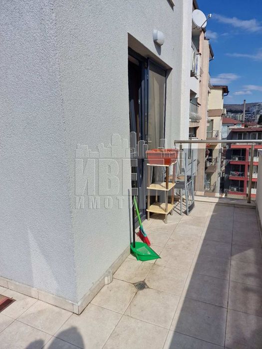 Продава се Тристаен апартамент в Варна, Гранд Мол Варна - 100 кв.м за 2149 €/кв.м - Снимка #8