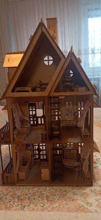Домик с мебелью для детей