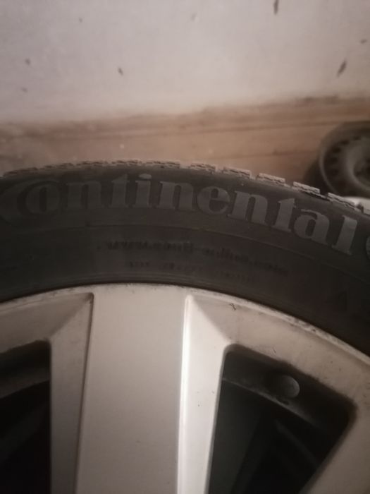 Продавам джанти с гуми 16"