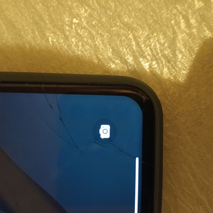 Айфон ХР на продаже