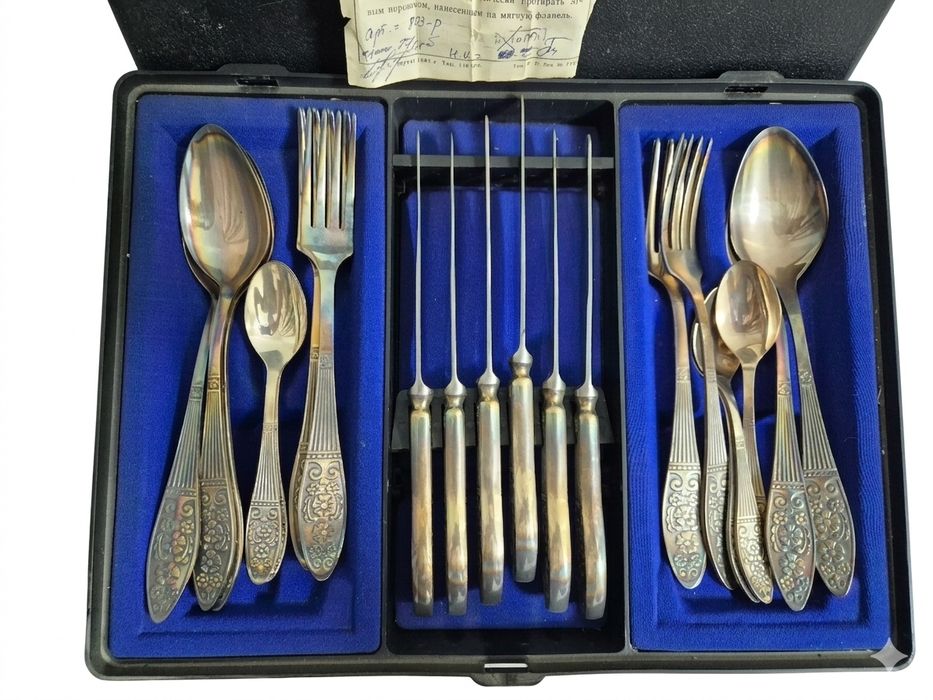 Винтажный советский подарочный набор столовых приборов