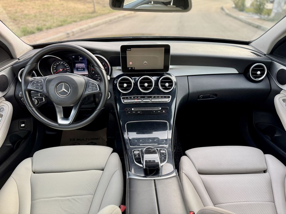 Mercedes C220 Facelift Packet AMG 170 CP Distronic Line Assist