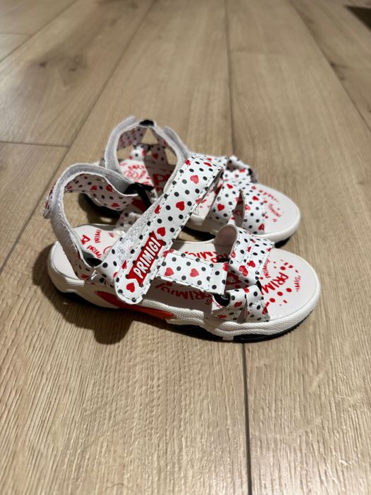 Детски нови сандали Primigi 25номер